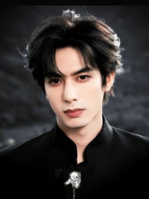 全主播:皓月当空