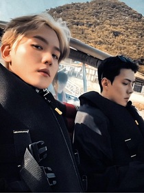 边伯贤:溺宠于爱