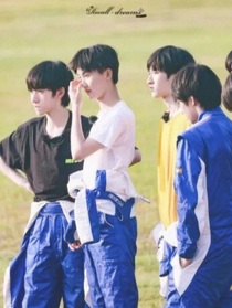 攻略吧女配(tnt)