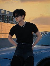 TNT:抓马美男伴人生